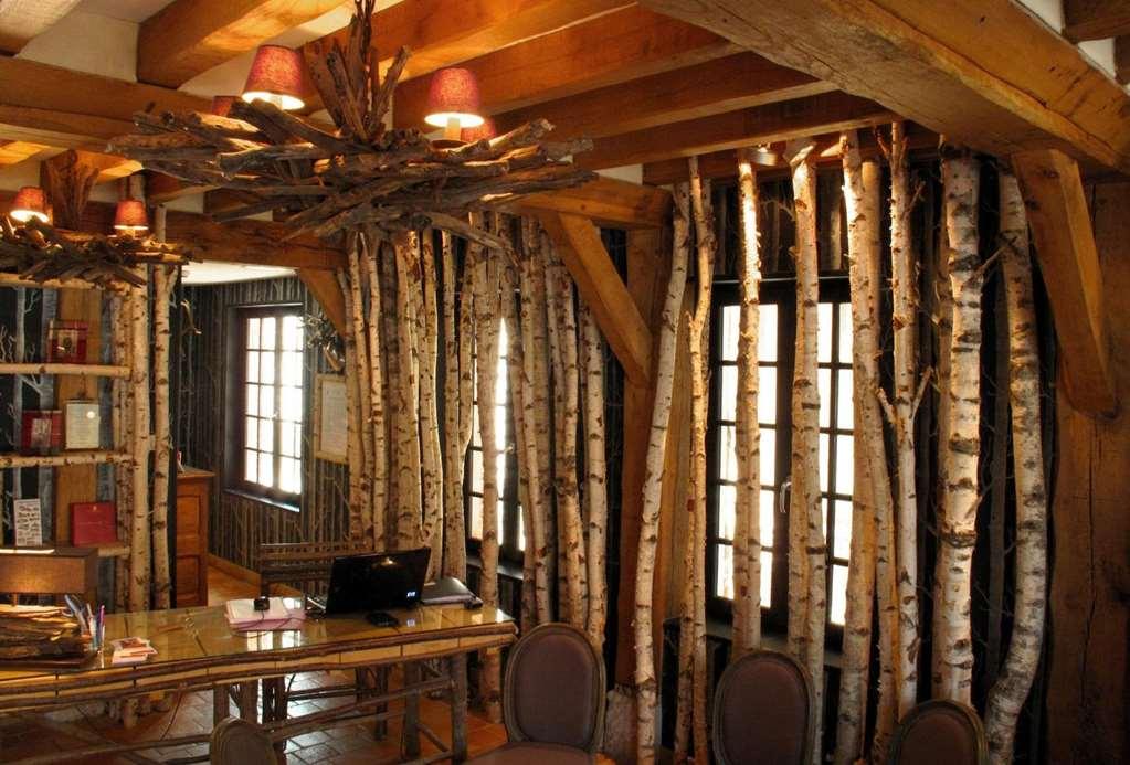 Du Grand Cerf & Hotel Lyons-la-Foret
